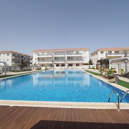 ♥ Sunny&Cozy Family Apartment ★ Walk To The Beach☼ Paralimni Luaran gambar