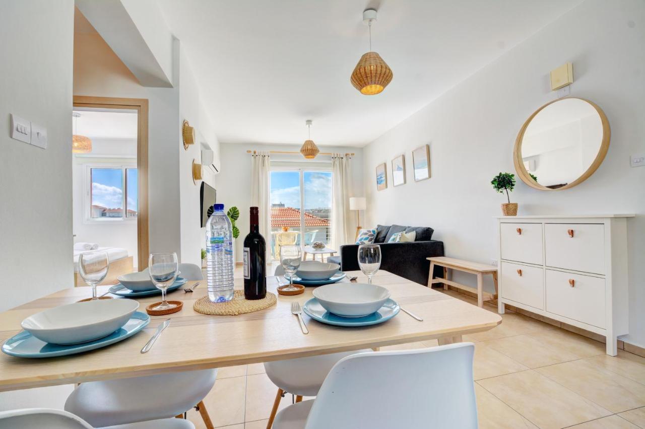 ♥ Sunny&Cozy Family Apartment ★ Walk To The Beach☼ Paralimni Luaran gambar