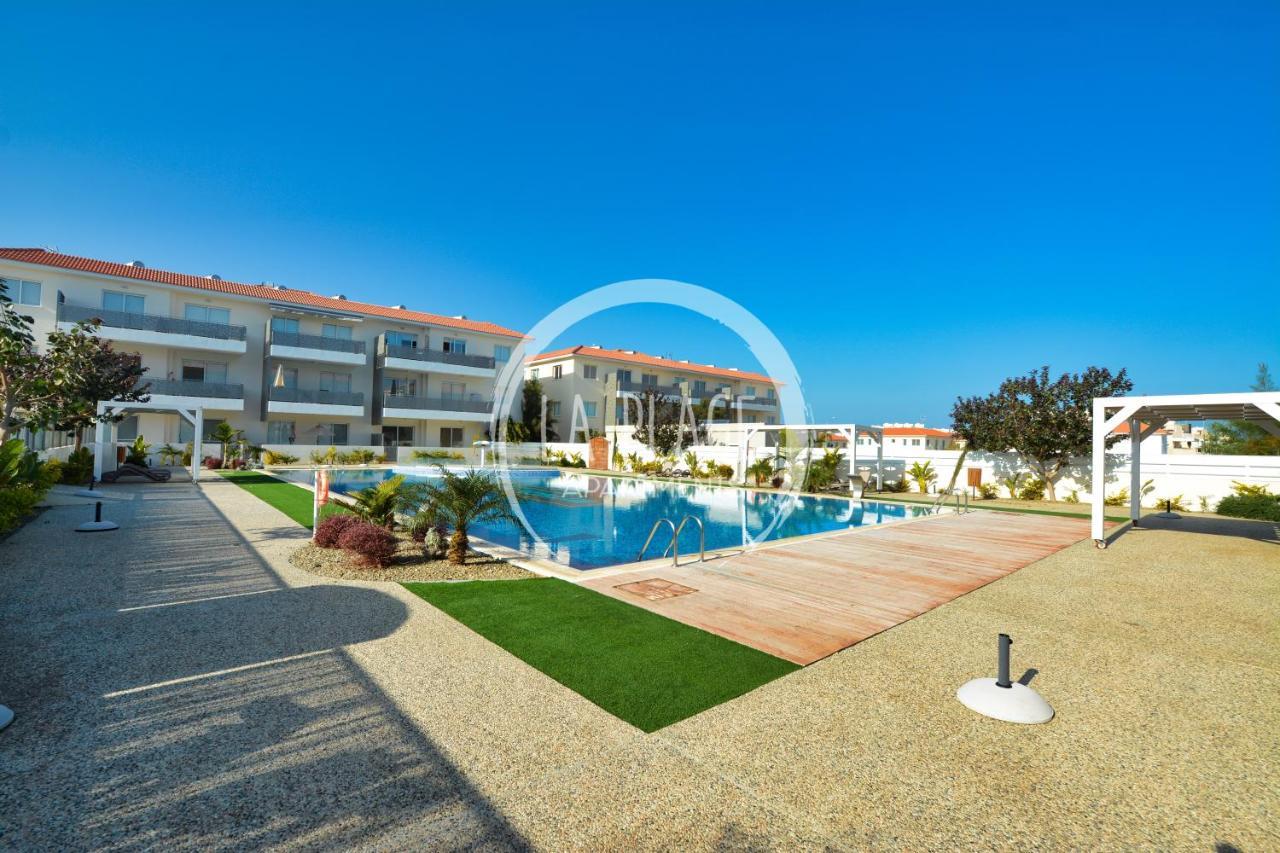 ♥ Sunny&Cozy Family Apartment ★ Walk To The Beach☼ Paralimni Luaran gambar