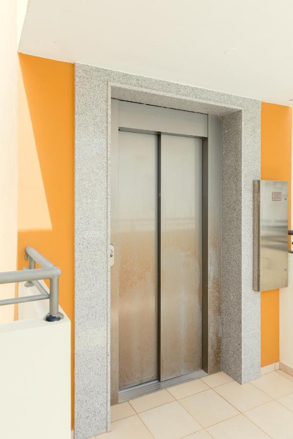 ♥ Sunny&Cozy Family Apartment ★ Walk To The Beach☼ Paralimni Luaran gambar